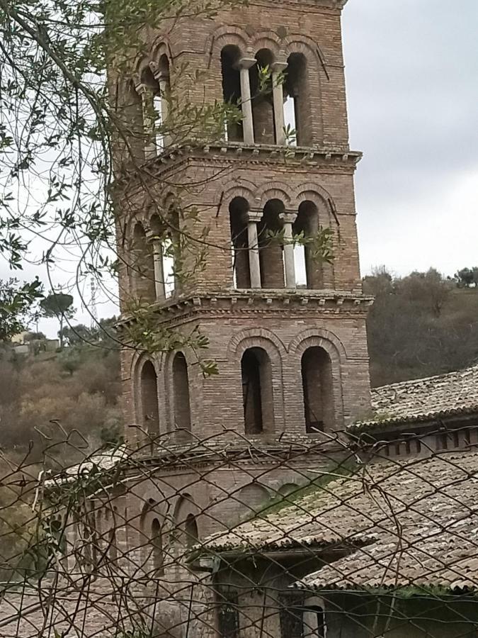 Residenza Nosy Be Palombara Sabina Exterior foto