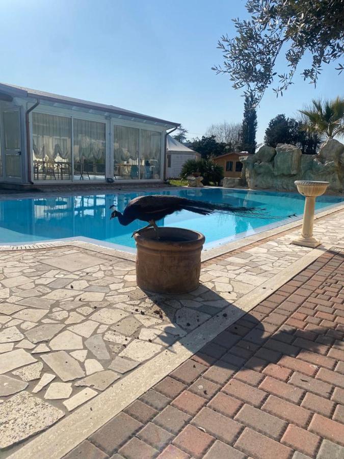 Residenza Nosy Be Palombara Sabina Exterior foto